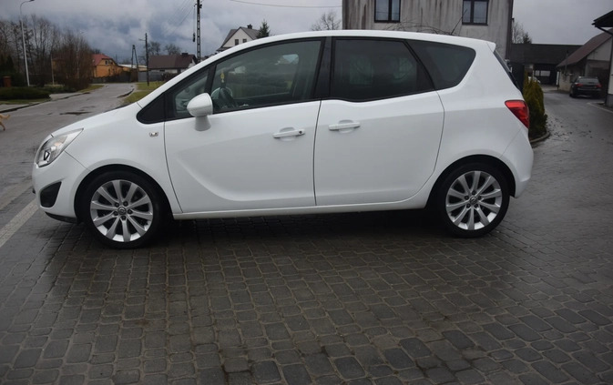 Opel Meriva cena 29900 przebieg: 82900, rok produkcji 2013 z Piekary Śląskie małe 352